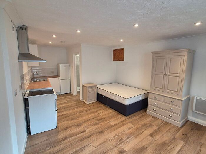 1 Bedroom Studio To Rent In Military Road, CO1