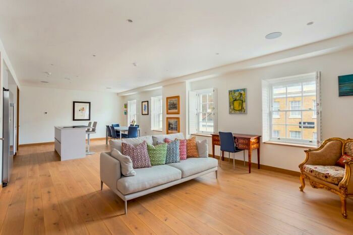 2 Bedroom Apartment To Rent In Thames Street Windsor, SL4