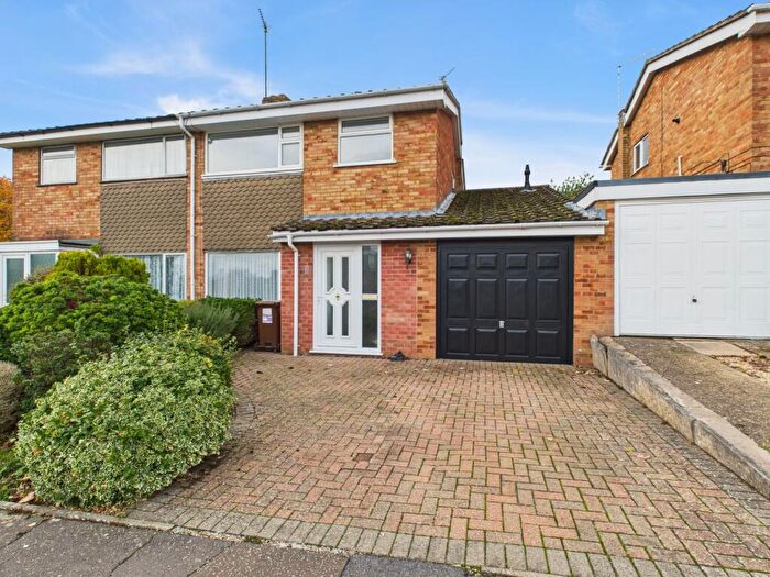 3 Bedroom Semi Detached House To Rent In Cornfield Close, Kingsthorpe, NN2