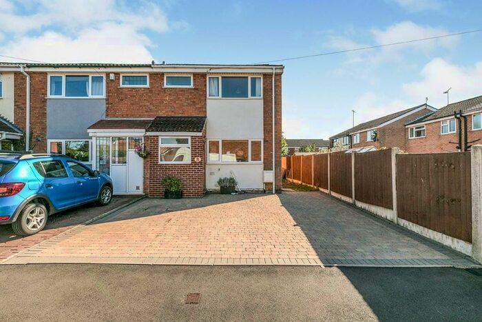 3 Bedroom House To Rent In Bourne Avenue, Catshill, Bromsgrove, Worcestershire, B61