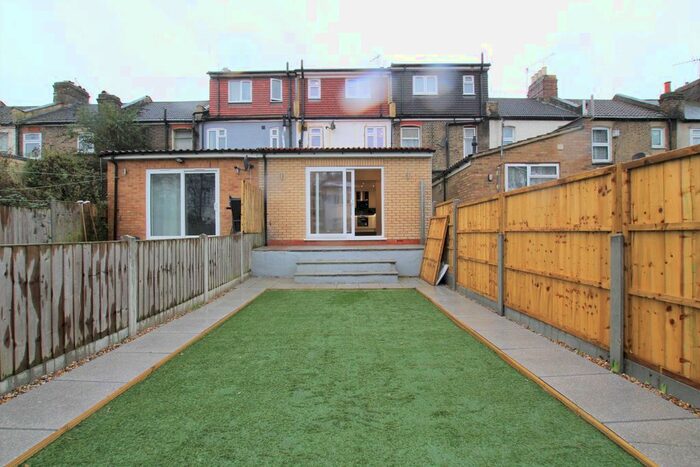 4 Bedroom Terraced House To Rent In Landseer Avenue, East Ham, London, E12