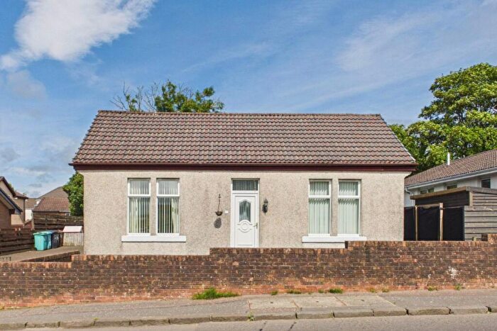 3 Bedroom Detached House For Sale In Springhill Road, Shotts, ML7