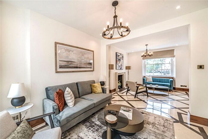 5 Bedroom Property To Rent In Trevor Place, South Kensington, SW7