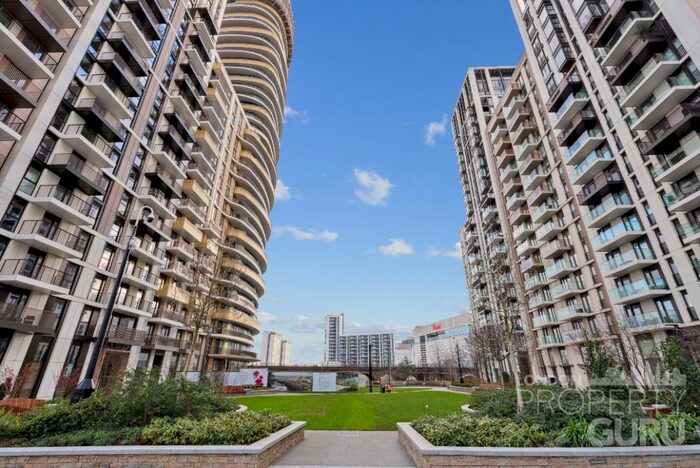 2 Bedroom Flat To Rent In Cascade Way, White City, London, W12