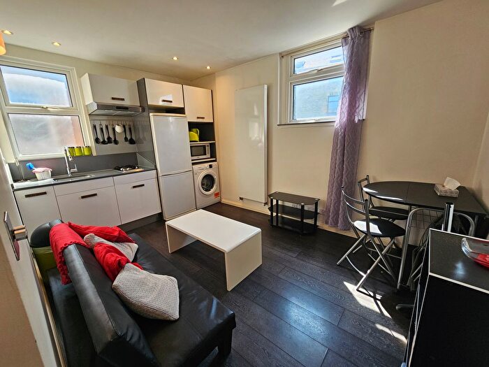 1 Bedroom Flat To Rent In Deacon Road, London, NW2