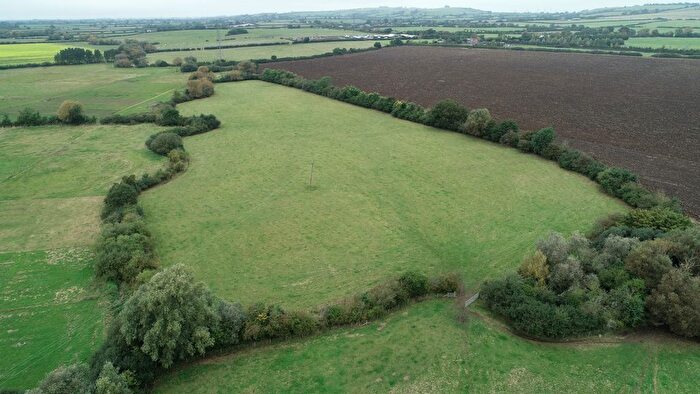 Land For Sale In Berryfields Road, Quarrendon, HP22