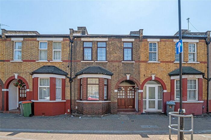3 Bedroom Terraced House For Sale In Wise Road, London, E15