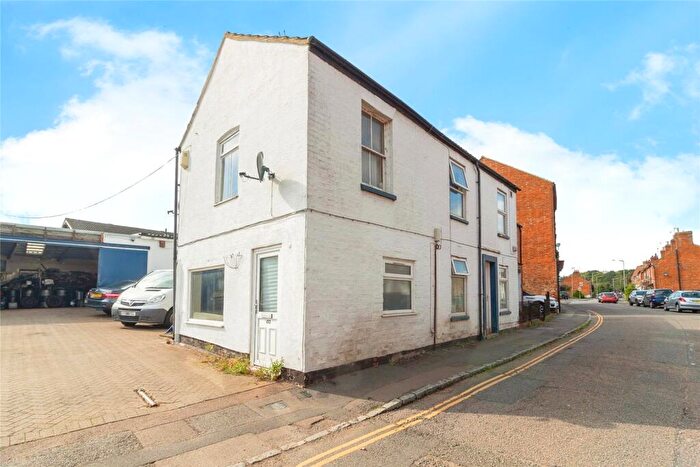 House For Sale In Caldecote Street, Newport Pagnell, Buckinghamshire, MK16