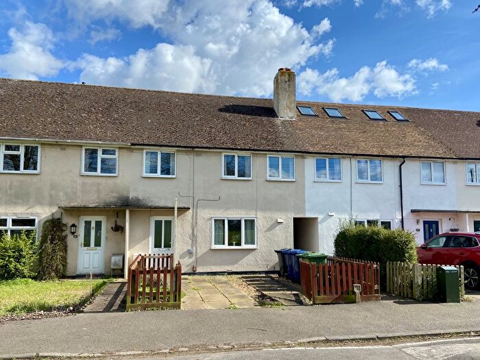 3 Bedroom Terraced House For Sale In Byron Square, Trumpington, CB2