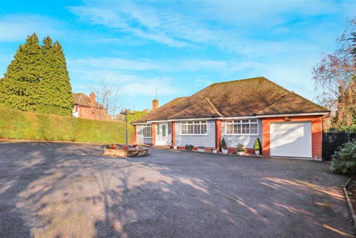 3 Bedroom Detached Bungalow For Sale In Red Lane, Burton Green, Kenilworth, CV8