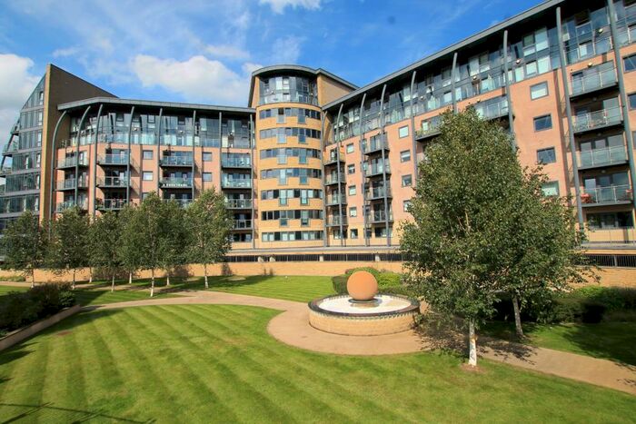 2 Bedroom Flat To Rent In Victoria Mills, Shipley, Bradford, BD17