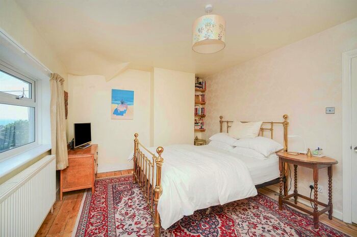 2 Bedroom Semi-Detached House For Sale In Cowfold Road, Brighton, BN2