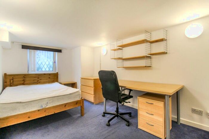 1 Bedroom Terraced House To Rent In Burchett Grove, Leeds, LS6