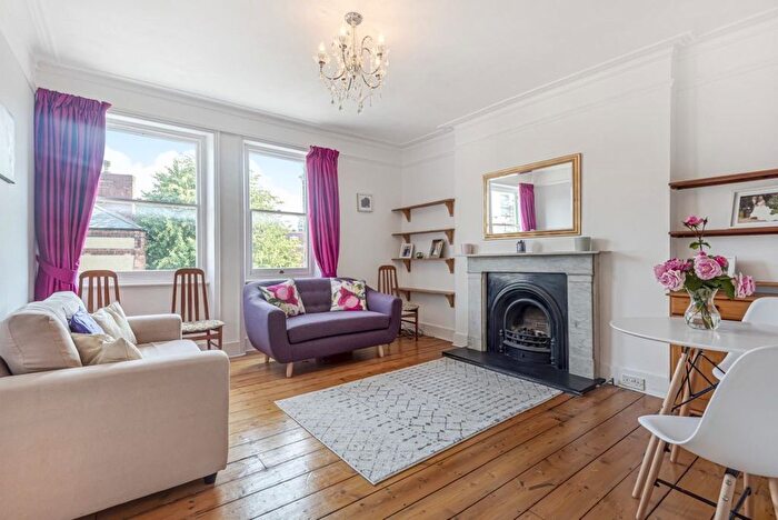 2 Bedroom Flat To Rent In Stanwick Road, Kensington Village, London, W14