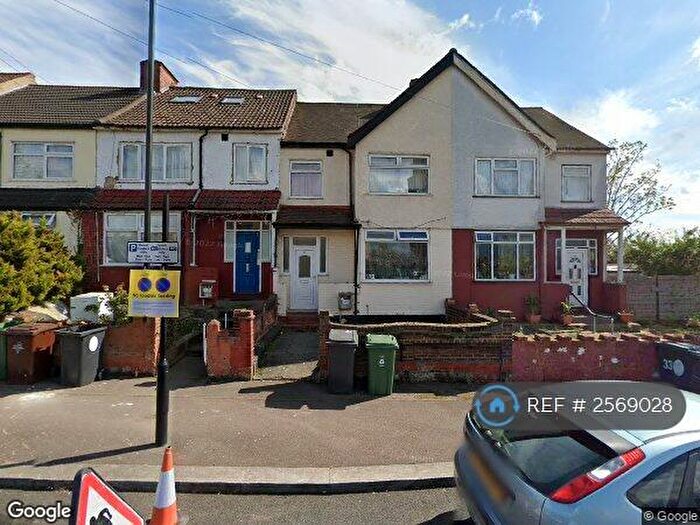3 Bedroom Terraced House To Rent In Ruckholt Close, London, E10