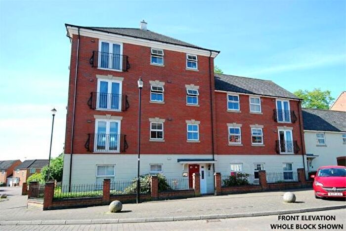 2 Bedroom Flat To Rent In Stonechat Road, Rugby, CV23