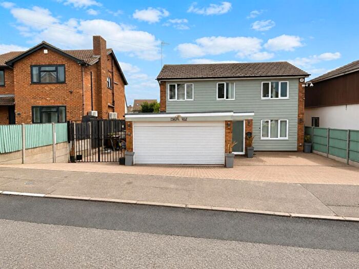 5 Bedroom Detached House For Sale In Southsea Avenue, Minster On Sea, Sheerness, ME12