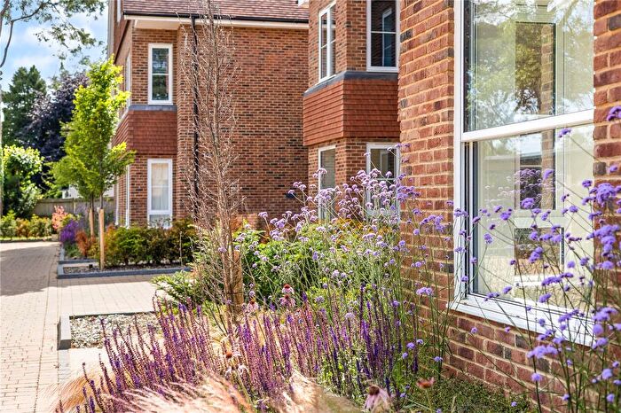 2 Bedroom Flat For Sale In The Penthouse, Winscombe Court, Kingswood, Tadworth, Surrey, KT20