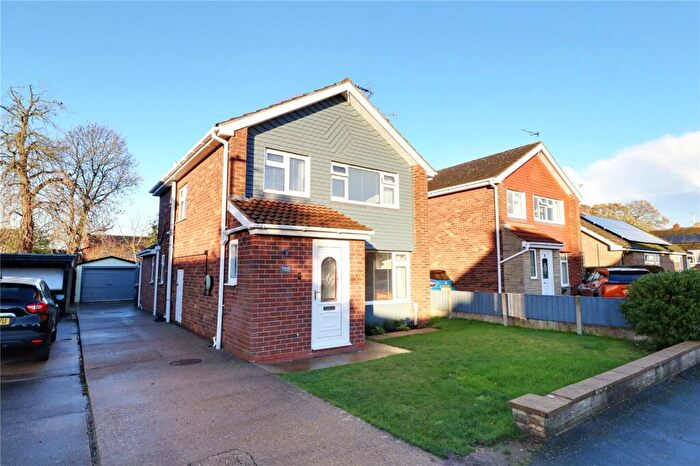 4 Bedroom Detached House For Sale In Beech Grove, Burton-upon-Stather, Lincolnshire, DN15