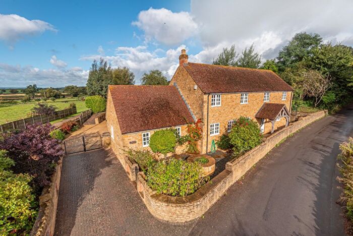 4 Bedroom Detached House For Sale In West Chinnock, Crewkerne, Somerset, TA18