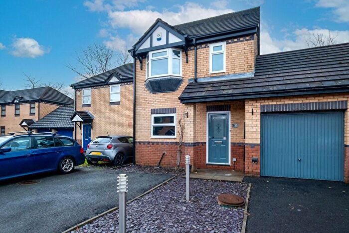 2 Bedroom Semi Detached House To Rent In Silverdale Close, Clayton Le Moors, Accrington, Lancashire, BB5