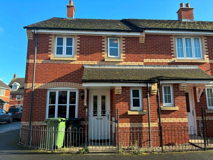 3 Bedroom End Of Terrace House To Rent In Greyfriars Road, Exeter, EX4