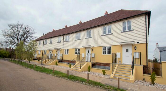 3 Bedroom Town House To Rent In New Creek Road, Faversham, ME13