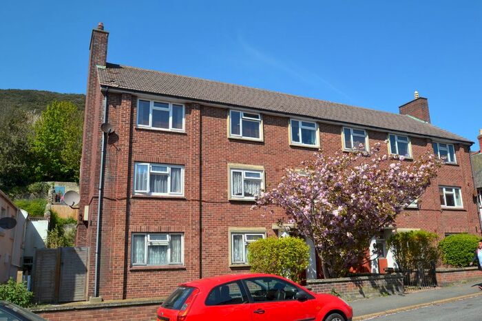 3 Bedroom Flat To Rent In St. Margarets, Lowtherville Road, Ventnor, PO38