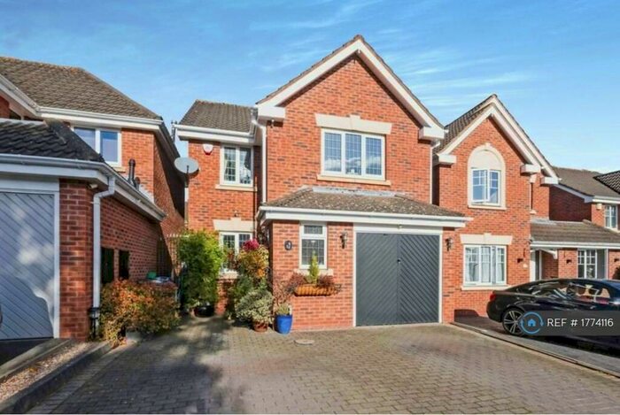 3 Bedroom Detached House To Rent In Kingfisher Close, Birmingham, B26
