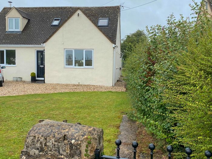 Studio To Rent In Hampton Green, Box, Stroud, GL6