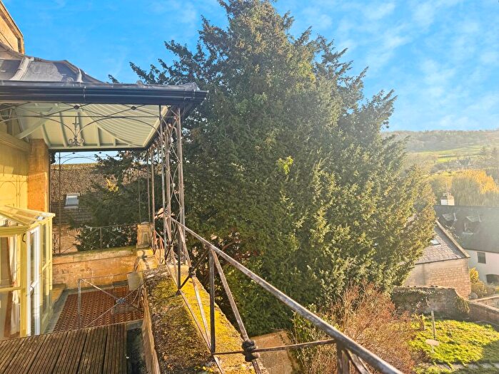 1 Bedroom Flat To Rent In High Street, Winchcombe, Winchcombe, GL54