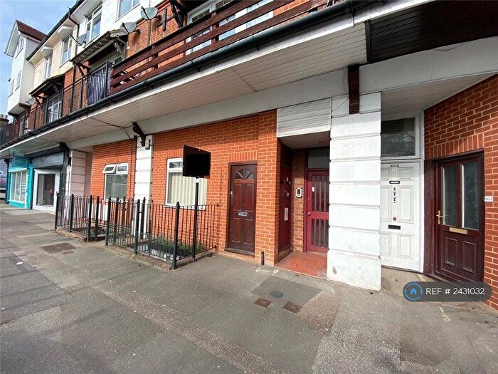 1 Bedroom Flat To Rent In Lynchford Road, Farnborough, GU14