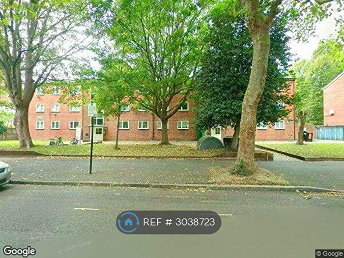 2 Bedroom Flat To Rent In Highbury New Park, London, N5