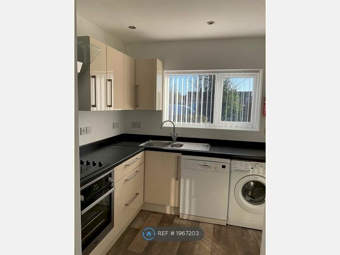 3 Bedroom Terraced House To Rent In Western Avenue, Blacon, Chester, CH1