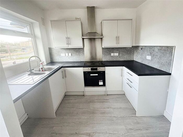 3 Bedroom Terraced House To Rent In Old Bank Lane, Blackburn, Lancashire, BB2