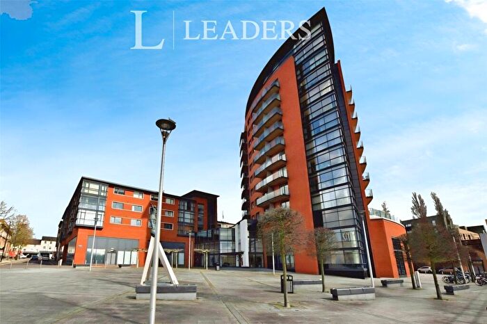 1 Bedroom Apartment For Sale In Marconi Plaza, Chelmsford, Essex, CM1