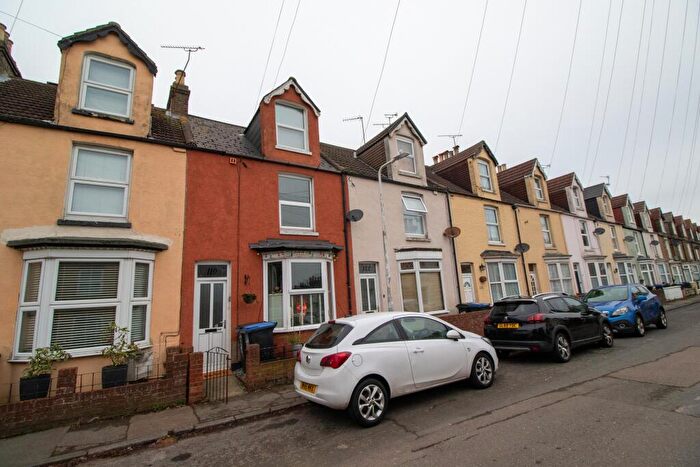 3 Bedroom Terraced House For Sale In Southwood Road, Ramsgate, CT11
