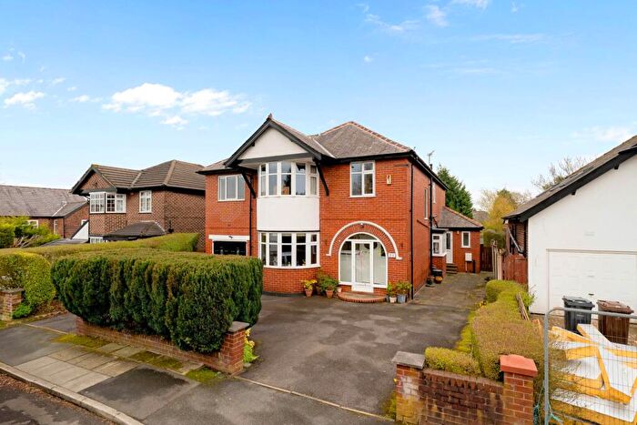 6 Bedroom Detached House For Sale In Castle Hill Road, Prestwich, M25