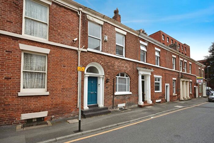 4 Bedroom Terraced House For Sale In Cross Street, Preston, Lancashire, PR1