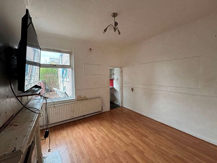 2 Bedroom End Of Terrace House For Sale In Broad Street, Coventry, West Midlands, CV6