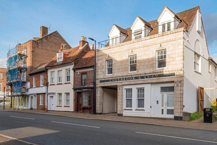 2 Bedroom Apartment To Rent In Easton Street, High Wycombe, Buckinghamshire, HP11