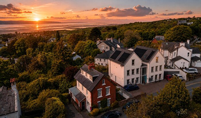 4 Bedroom Detached House For Sale In The Mount, Heswall, Wirral, CH60