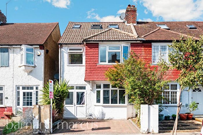 4 Bedroom End Of Terrace House For Sale In Kimberley Road, Croydon, CR0