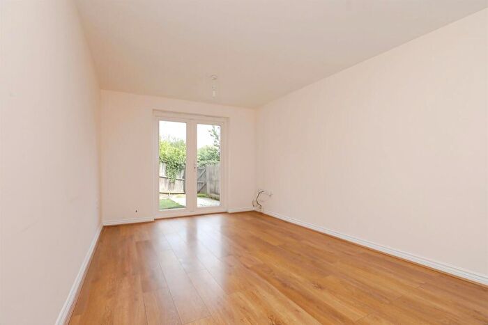 3 Bedroom End Of Terrace House For Sale In Jentique Close, Dereham, NR19