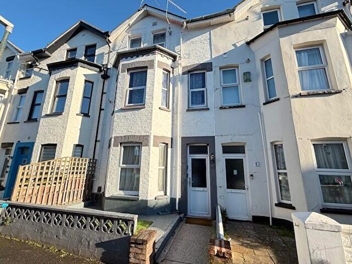 1 Bedroom Apartment To Rent In St Michaels Road, BH2
