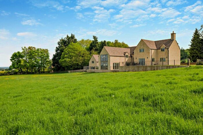 7 Bedroom Detached House To Rent In Moreton Road, Stow On The Wold, Cheltenham, Gloucestershire, GL54