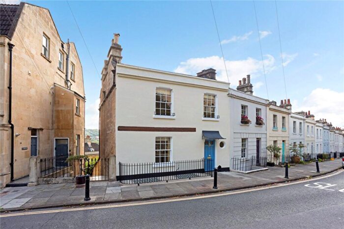 3 Bedroom End Of Terrace House For Sale In Lower Camden Place, Bath, Somerset, BA1