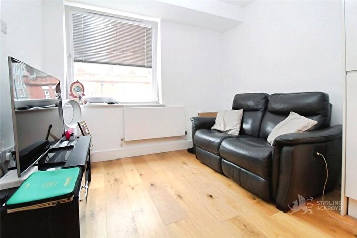 1 Bedroom Apartment To Rent In High Street, Croydon, CR0