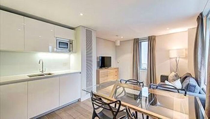 3 Bedroom Flat To Rent In Merchant Square, London, W2