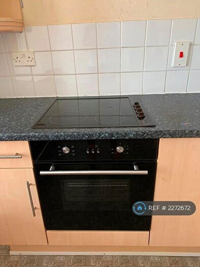 2 Bedroom Flat To Rent In Twyford Road, Eastleigh, SO50
